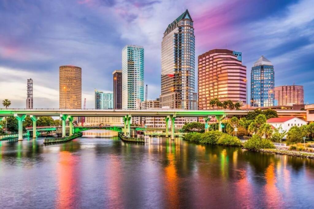 Hidden Couples Loft Retreat In Heights Foodie District Tampa Ngoại thất bức ảnh