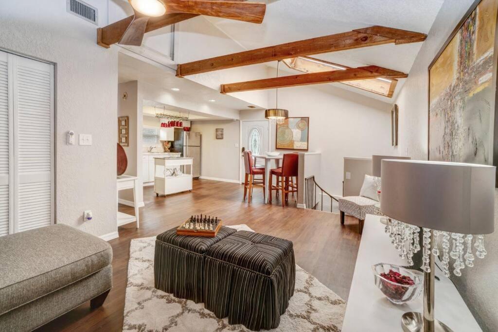 Hidden Couples Loft Retreat In Heights Foodie District Tampa Ngoại thất bức ảnh