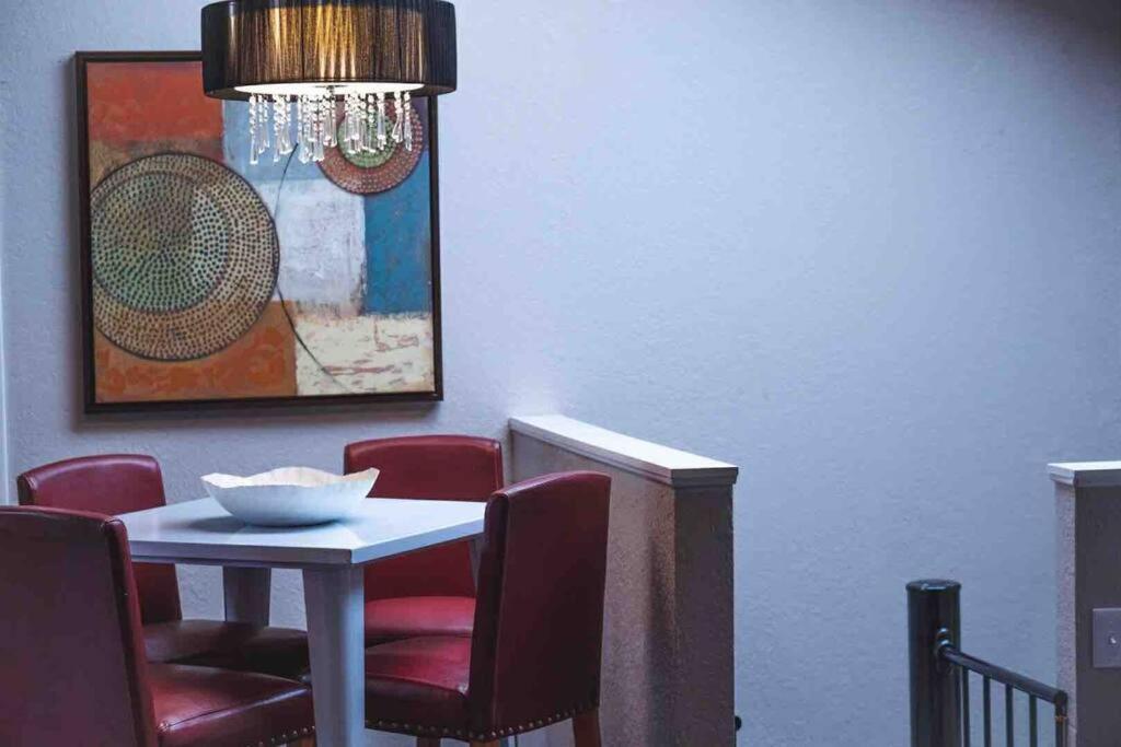 Hidden Couples Loft Retreat In Heights Foodie District Tampa Ngoại thất bức ảnh